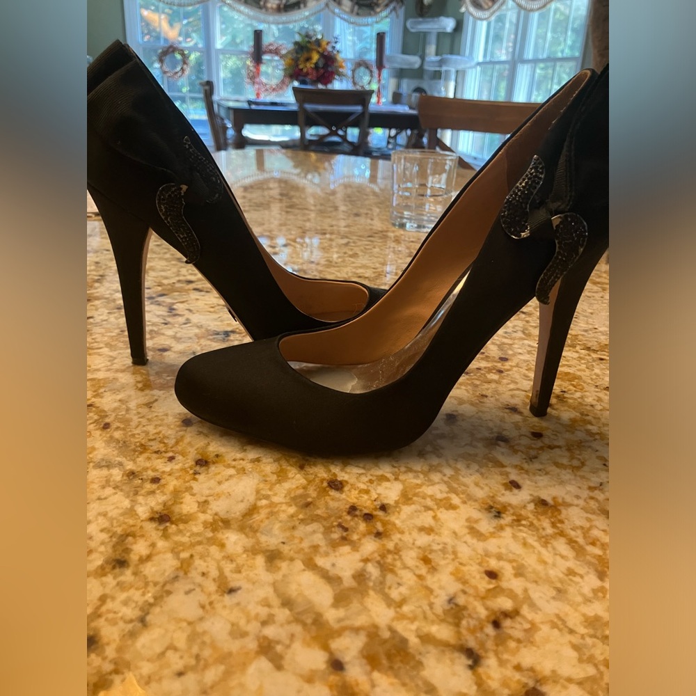 Badgley Mischa Satin Pumps 9.5
